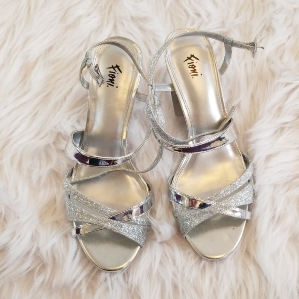 Short comfy heels